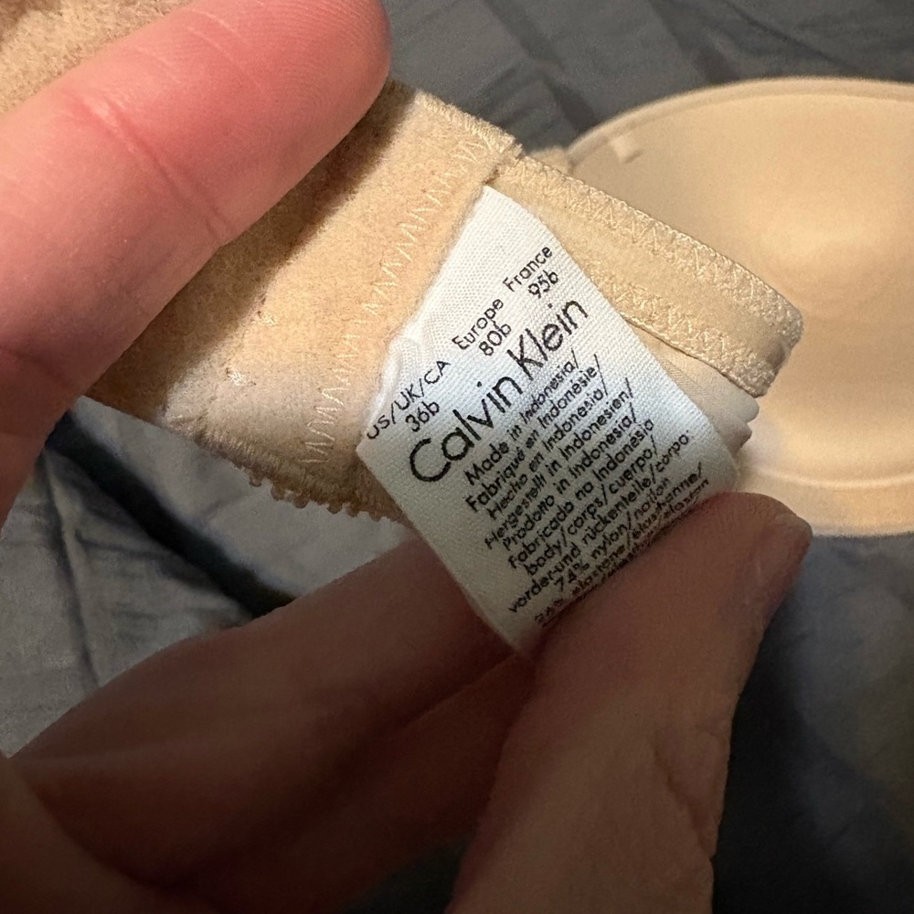 📦 SALE | CALVIN KLEIN | Strapless Push-Up Bra - Picture 3 of 3